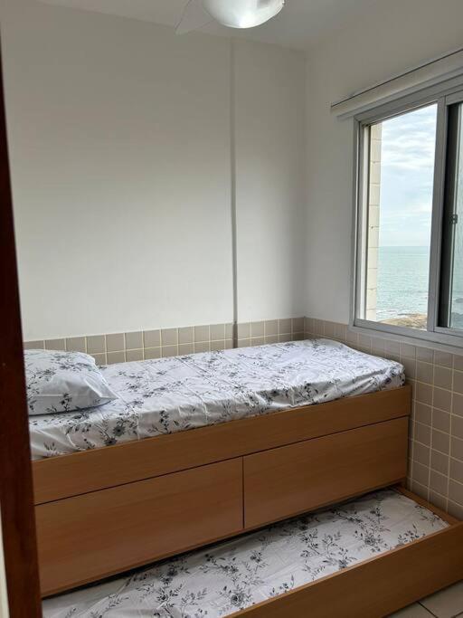 Apartamento De 3 Quartos Na Praia Da Fonte กวาราปารี ภายนอก รูปภาพ