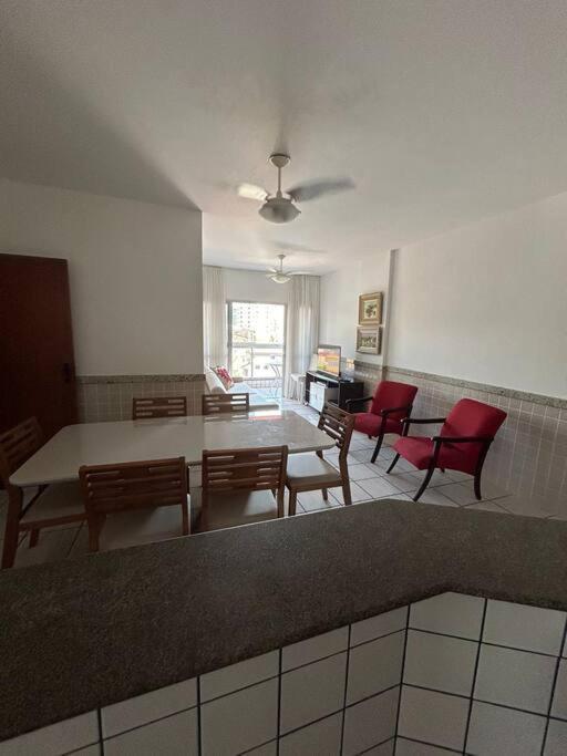Apartamento De 3 Quartos Na Praia Da Fonte กวาราปารี ภายนอก รูปภาพ