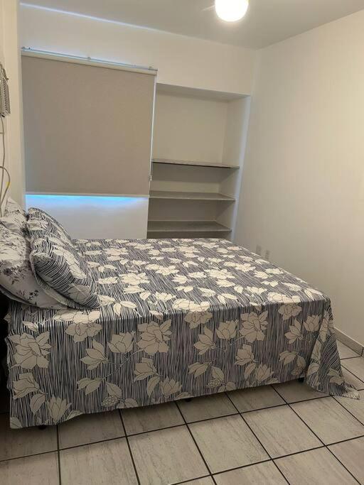 Apartamento De 3 Quartos Na Praia Da Fonte กวาราปารี ภายนอก รูปภาพ